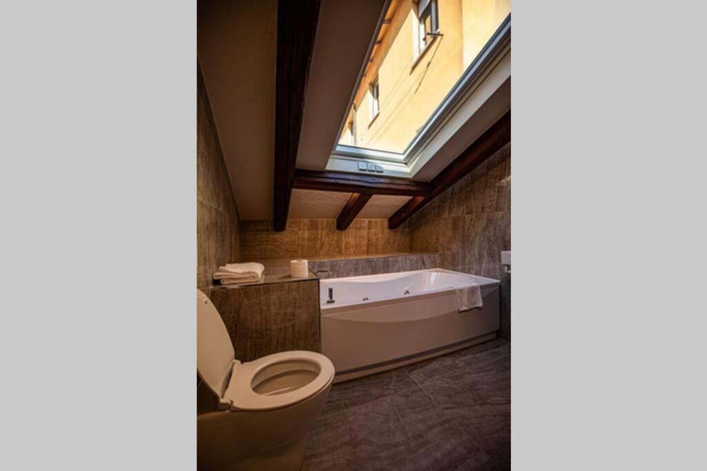 Appartamento Palazzo Bocchi بولونيا المظهر الخارجي الصورة